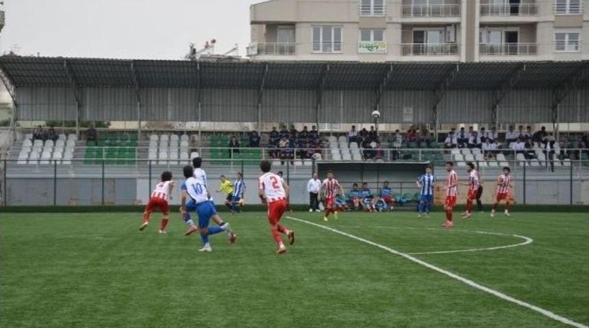 Futbolda Yarı Finale &Ccedil;ıkma Heyecanı Sona Erdi