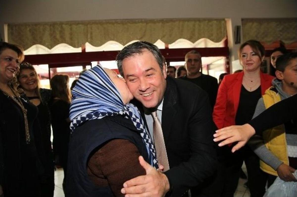 Buca&rsquo;da Kadınlar Mikrop&rsquo;la Coştu