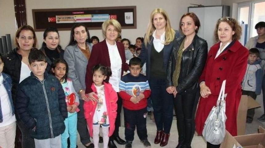 &lsquo;7 B&ouml;lge 700 &Ccedil;o&ccedil;uk&rsquo; Kampanyası Kapsamında &Ouml;ğrencilere Yardım Yapıldı