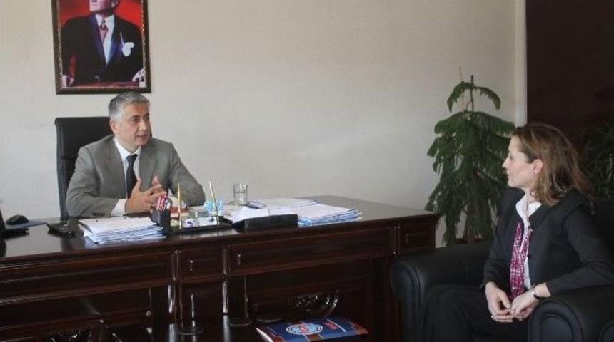 Aes Ve Bask Dernekleri Genel Başkanları Vali Yardımcısı G&ouml;khan Azcan&rsquo;ı Ziyaret Etti