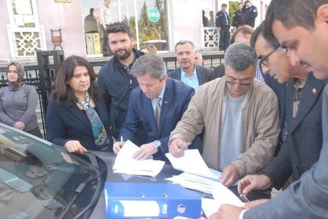 Ak Parti Fethiye Teşkilatı, Kılı&ccedil;daroğlu Hakkında Su&ccedil; Duyurusunda Bulundu