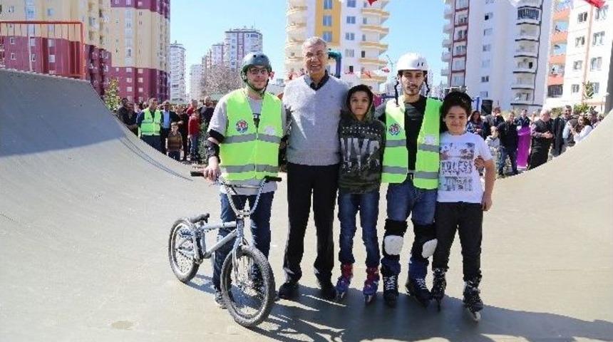 Mezitli&rsquo;nin İlk Kaykay Parkı A&ccedil;ıldı