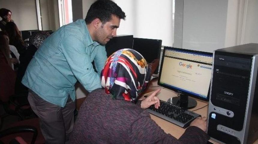 Kadınlara İnternet Eğitimi