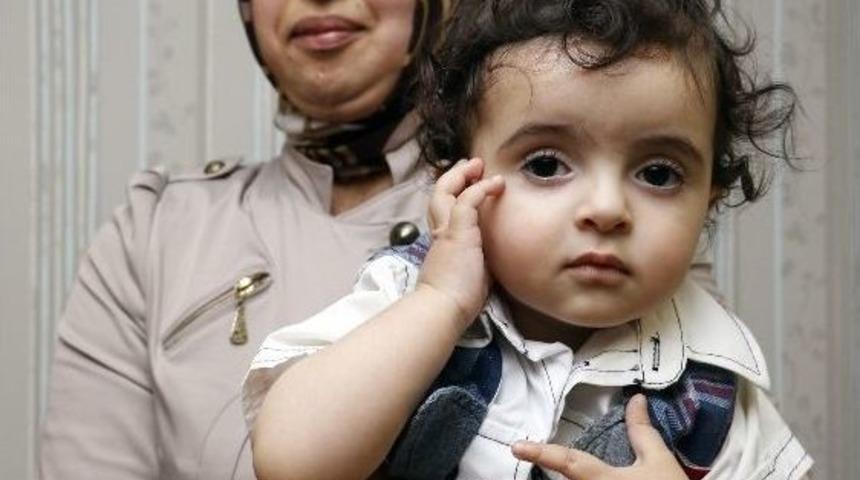 8 Saatlik Operasyonla Aynı Anda Hem Doğum Yaptı Hem De Kanserden Kurtuldu