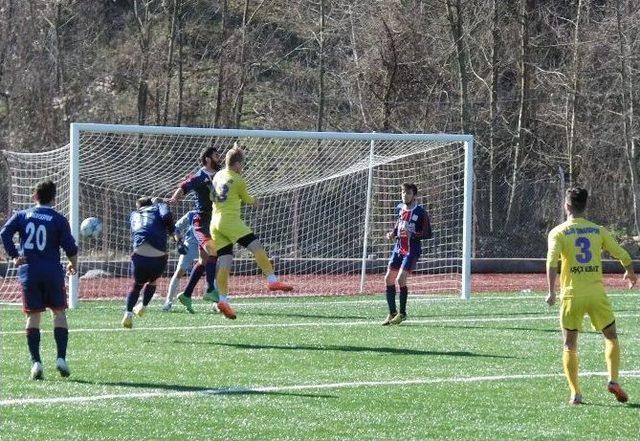Amat&ouml;r Lig Ma&ccedil;ında Saha Karıştı 2
