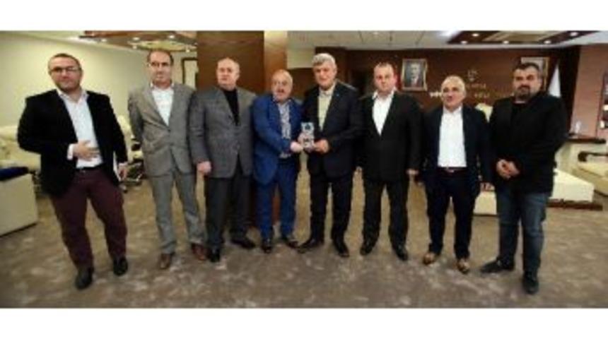 Başkan Karaosmanoğlu, "makamların Ger&ccedil;ek Sahibi Millettir"