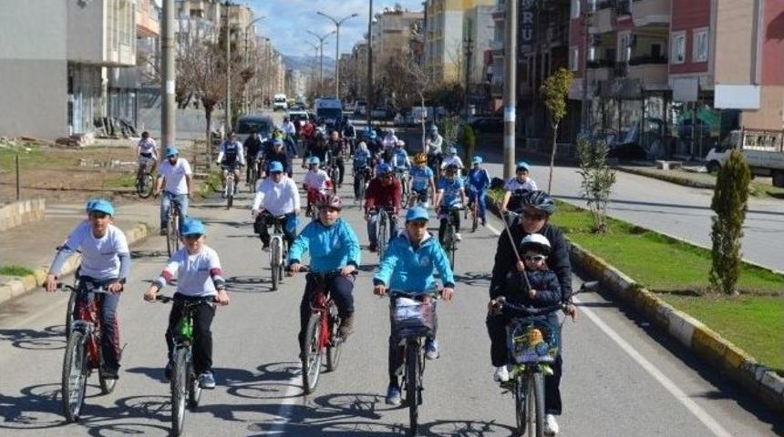 Sağlık İ&ccedil;in Pedal &Ccedil;evirdiler