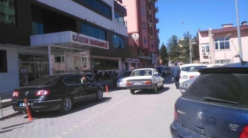 Hatalı Ara&ccedil; Parkları S&uuml;r&uuml;c&uuml;lere Zor Anlar Yaşatıyor