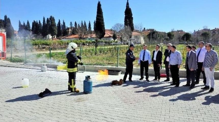 B&uuml;y&uuml;kşehir İtfaiyesi Eğitimlerini S&uuml;rd&uuml;r&uuml;yor