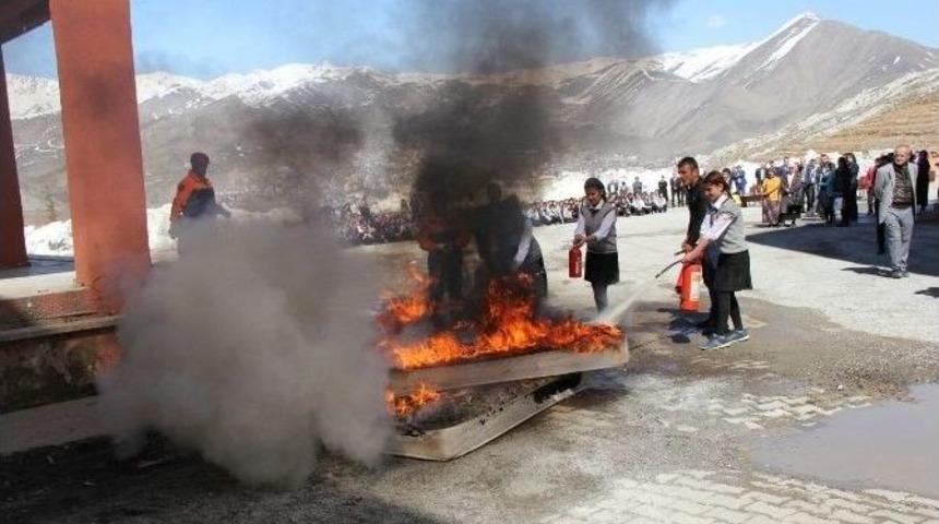 Hakkari&rsquo;de Deprem Tatbikatı