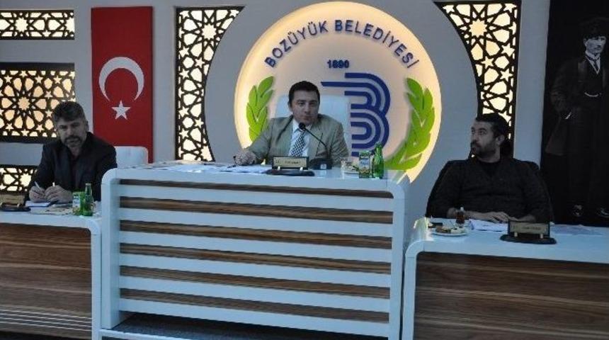 Boz&uuml;y&uuml;k Belediye Meclisi Toplantısı