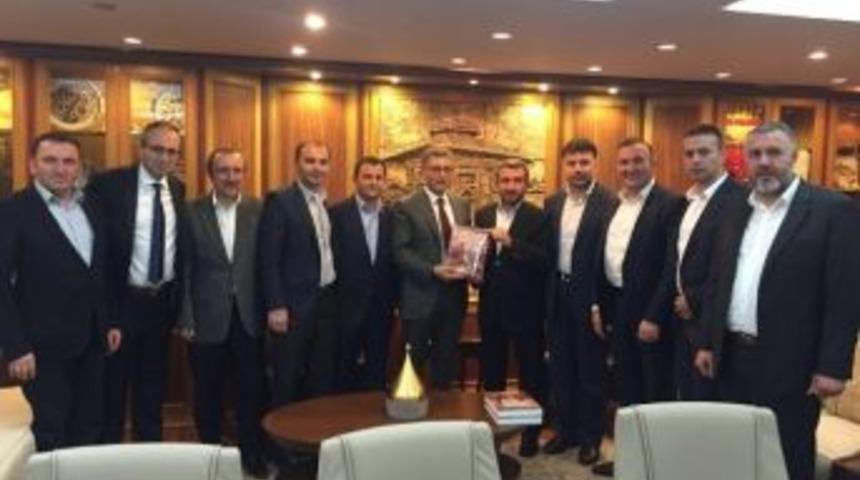 Platform&rsquo;dan &Uuml;sk&uuml;dar Belediye Başkanına Ziyaret