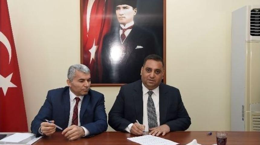 Tarsus&rsquo;ta Kaymakamlık Binası Takasla Belediyeye Ge&ccedil;ti