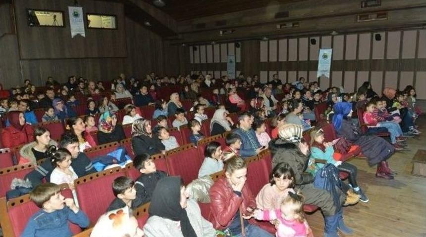 D&uuml;nyayı Balonlarla Gezdiler