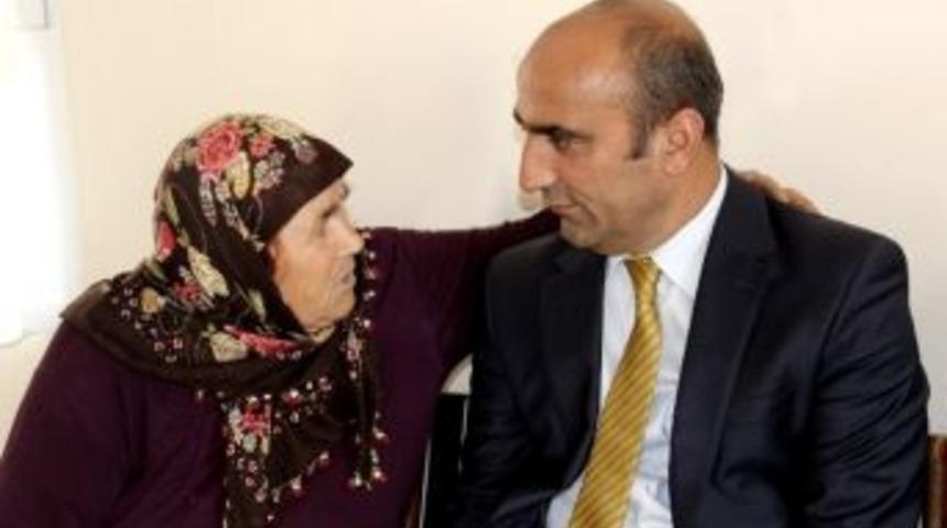 &Ouml;zdemir, 8 Mart D&uuml;nya Kadınlar G&uuml;n&uuml;n&uuml; Kutladı