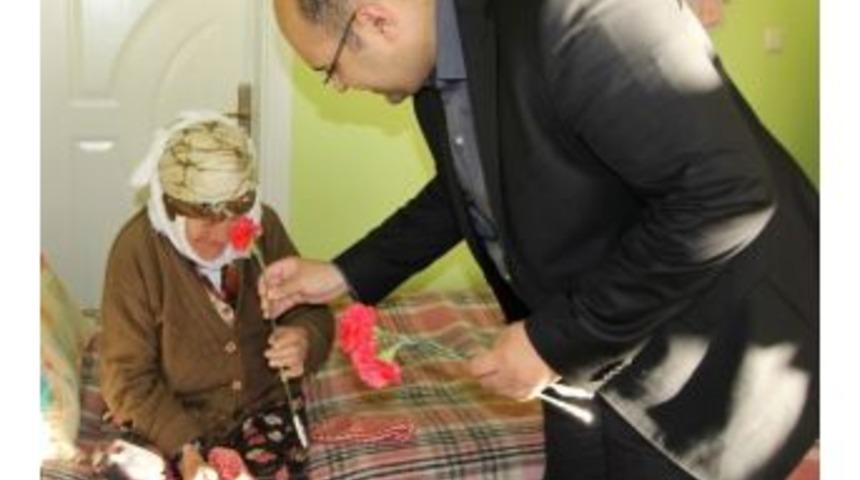 Başkan Orhan&rsquo;dan 8 Mart D&uuml;nya Kadınlar G&uuml;n&uuml; Mesajı&hellip;