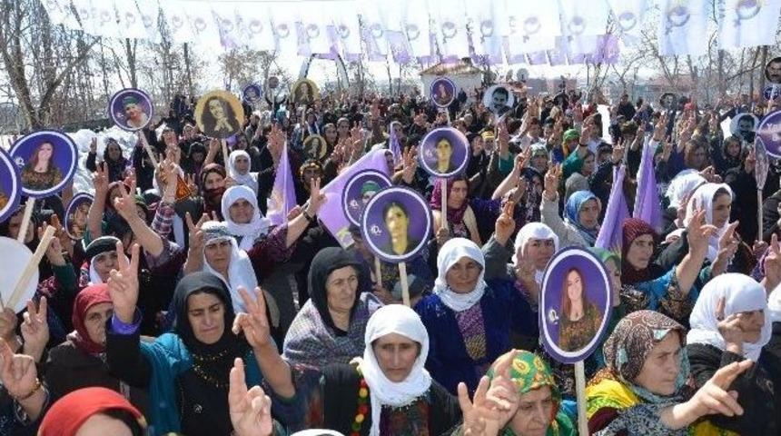 Y&uuml;ksekova&rsquo;da Kadınlar G&uuml;n&uuml; Kutlandı