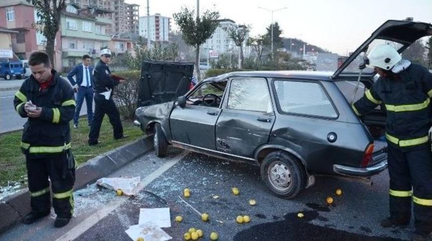 Fatsa&rsquo;da Trafik Kazası: 2 Yaralı