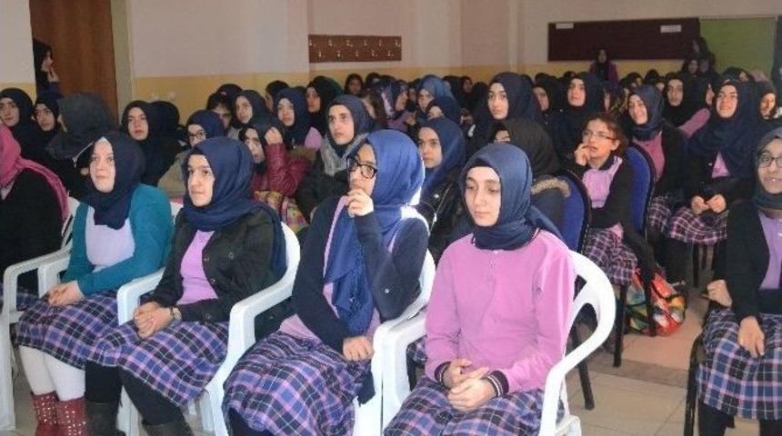Erzurum&rsquo;da &ldquo;bilin&ccedil;li Medya Kullanımı" Semineri
