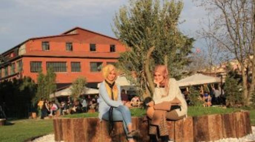 Nişantaşı &Uuml;niversitesi&rsquo;nden Kız &Ouml;ğrencilere Artı Y&uuml;zde 5 Burs