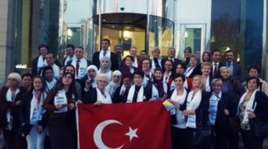 Bosnalı Kadınlardan Vedat Demir&ouml;z&rsquo;e Ziyaret