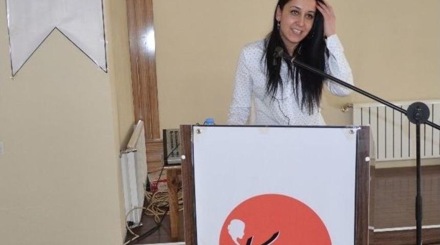 Kız &Ccedil;ocuklarının Okula Devamı İ&ccedil;in Toplantı