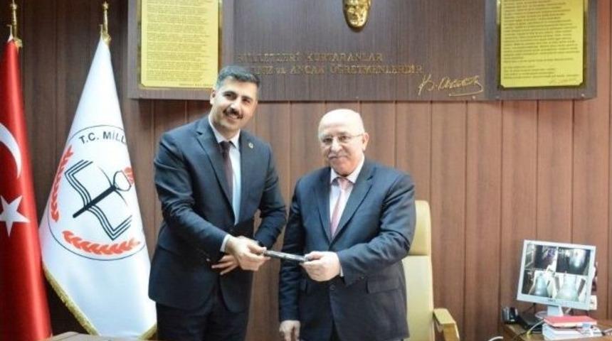 Yeşilay İye Milli Eğitim Arasında İşbirliği Protokol&uuml; İmzalandı