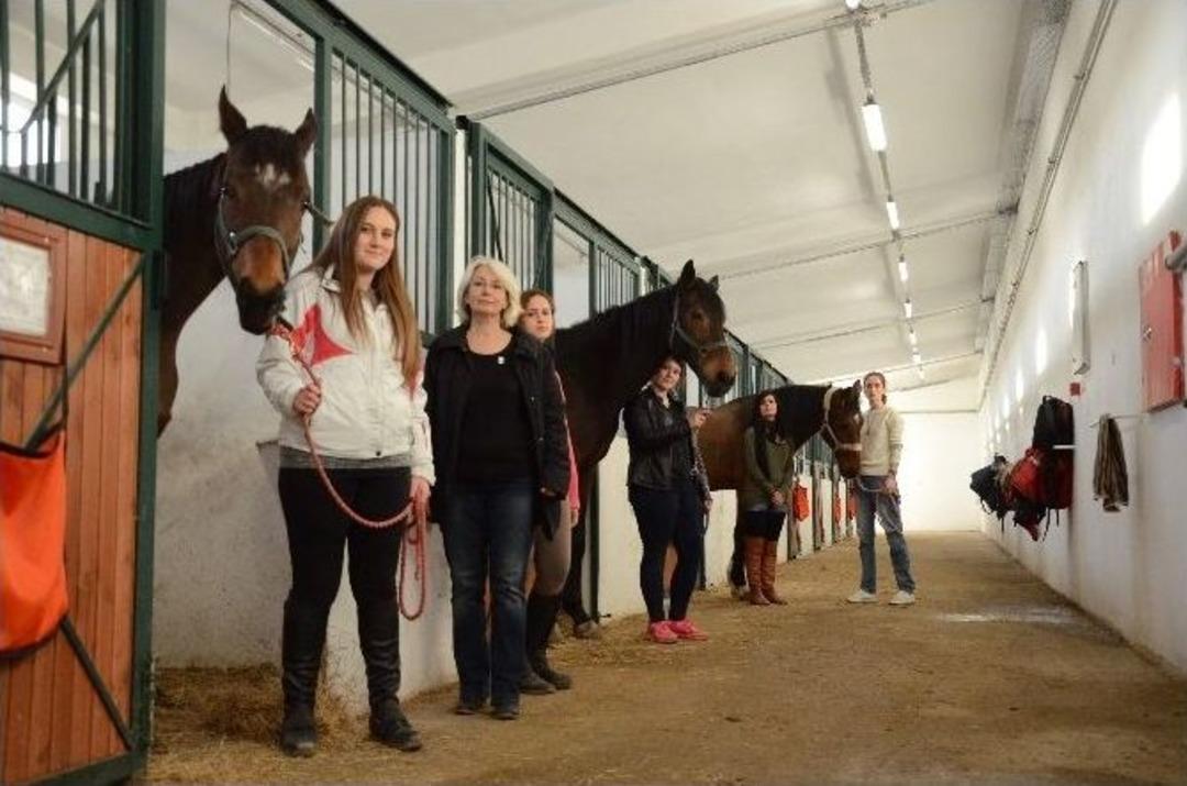 Bu Kadınlar Atalarının Peşinden Koşuyor