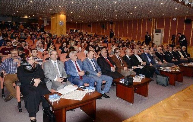 Bartın &Uuml;niversitesi&rsquo;nde Nurettin Top&ccedil;u Anıldı 1