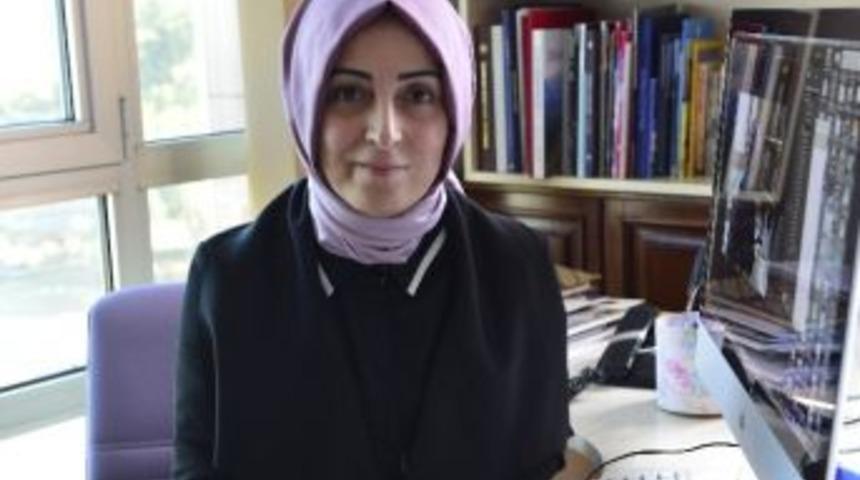 Be&uuml; Kadın &Ccedil;alışmaları Ve Uygulamaları Merkezi M&uuml;d&uuml;r&uuml; 8 Mart D&uuml;nya Kadınlar G&uuml;n&uuml;n&uuml; Kutladı