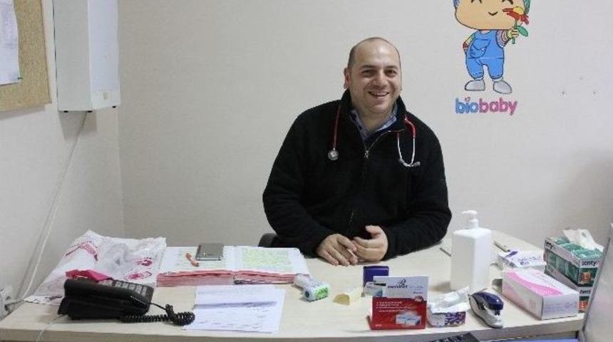 Saray&rsquo;a İki &Ccedil;ocuk Doktoru Birden