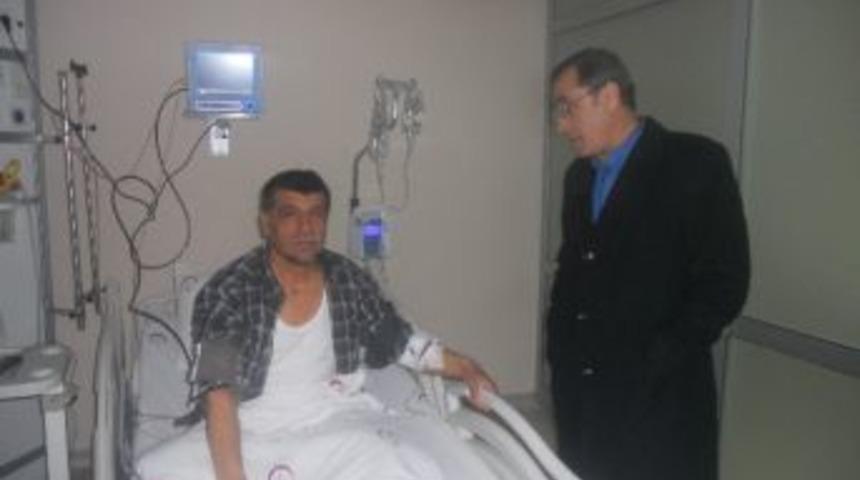 G&ouml;lbaşı Milli Eğitim M&uuml;d&uuml;r&uuml; Hastaları Ziyaret Etti