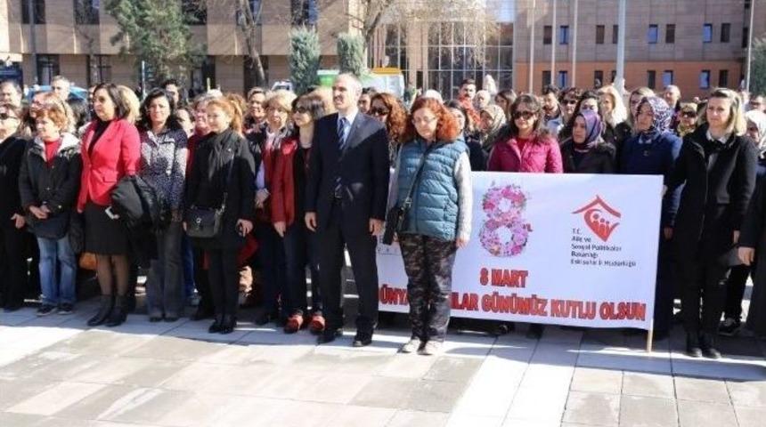 8 Mart D&uuml;nya Kadınlar G&uuml;n&uuml;