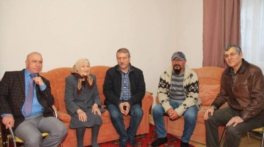 Doğa Severlerden D&uuml;nya Kadınlar G&uuml;n&uuml; Kutlaması