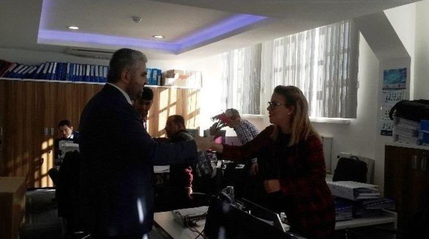 Uedaş Kadın Çalışanlarını Unutmadı