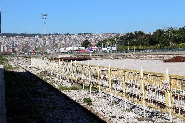 Demiryolu Personeli Başka Yere Nakil İstemiyor