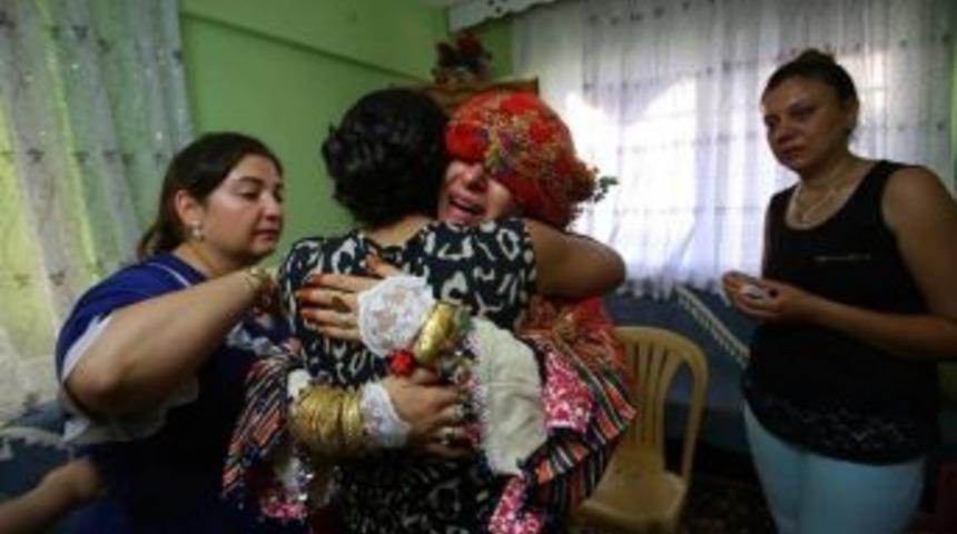 Fotoğraf Sanat&ccedil;ısı 8 Kadın &lsquo;sessizlik&rsquo; İsimli Sergi İle Kadını Anlatıyor