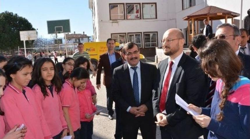 Onbeşlilerden Sur&rsquo;daki Mehmet&ccedil;iklere Mektup