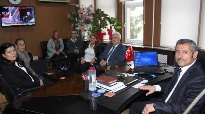 Ehliyet Sınavında 100 Puanı Aldı, Altını Kaptı