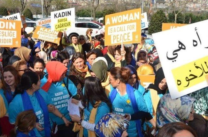 Ak Parti İstanbul İl Kadın Kolları, “kadınlar Gününü” Kutladı G1