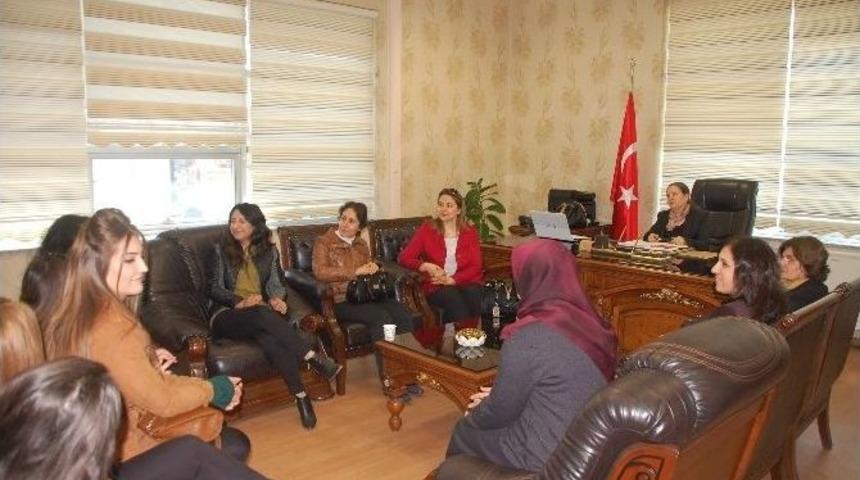 Baro&rsquo;dan, Kadınlar G&uuml;n&uuml; A&ccedil;ıklaması