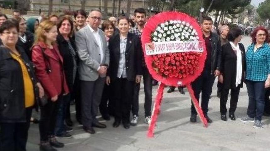 Kadınlar G&uuml;n&uuml;nde Chp&rsquo;ye Ge&ccedil;tiler