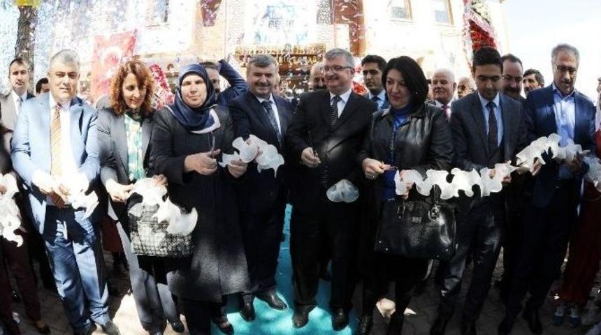 Ereğlili Kadınlara Anlamlı Hediye