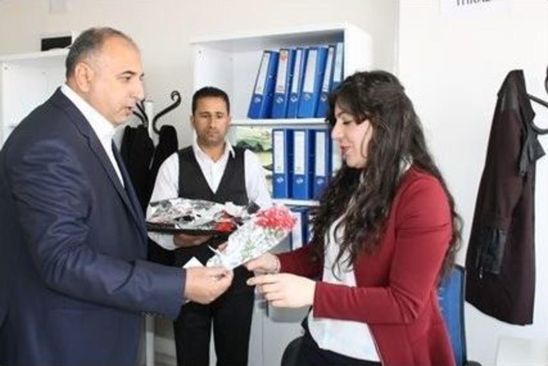 Dicle Elektrik, Kadınlar G&uuml;n&uuml;&rsquo;n&uuml; Unutmadı