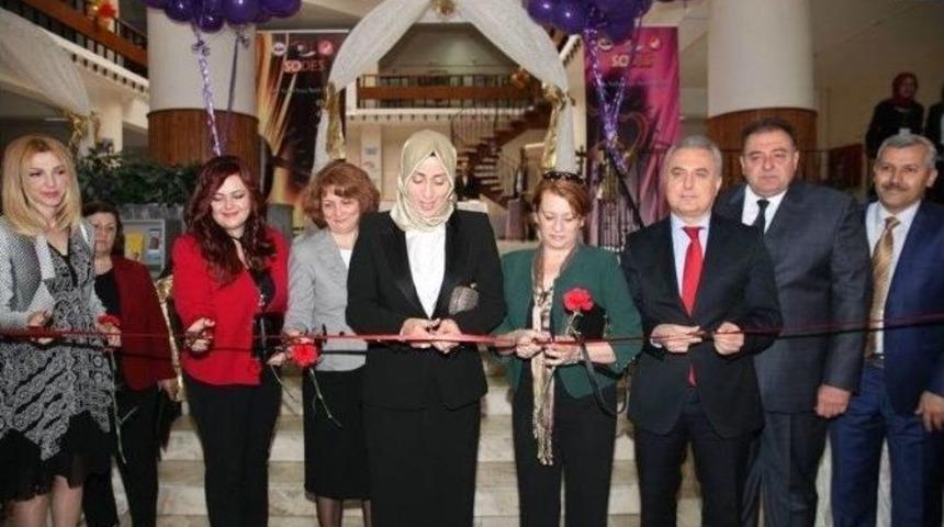 8 Mart D&uuml;nya Kadınlar G&uuml;n&uuml;