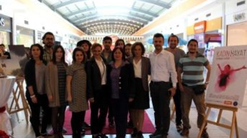 Kadın Ve Hayat Fotoğraf Sergisi