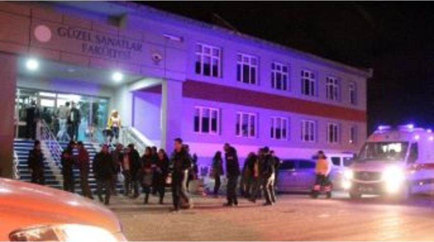 Derste Ter&ouml;r Propagandası Yapan &Uuml;niversite &Ouml;ğrencisi Tutuklandı