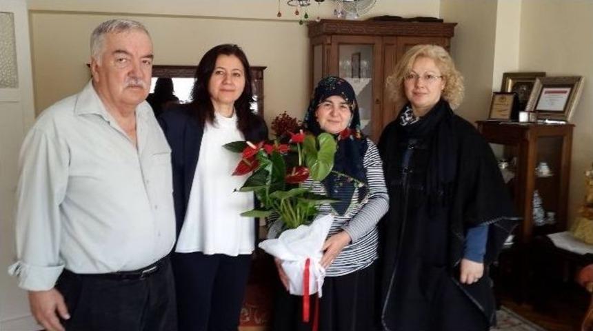 Eskişehir Eğitim Birsen&rsquo;den Şehit Ailesine Ziyaret