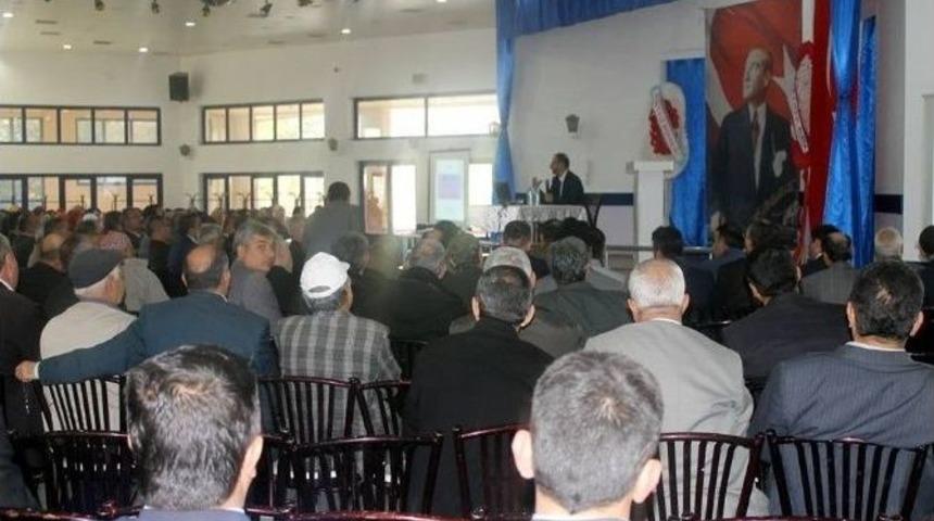 Sandıklı&rsquo;da &ldquo;helal Gıda&rdquo; Konferansı