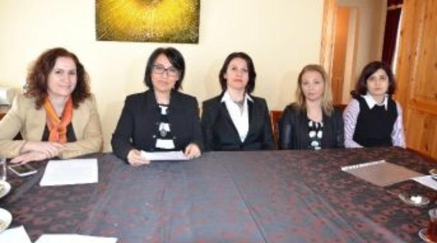 Balıkesir Barosu&rsquo;nda D&uuml;nya Kadınlar G&uuml;n&uuml; Kutlandı